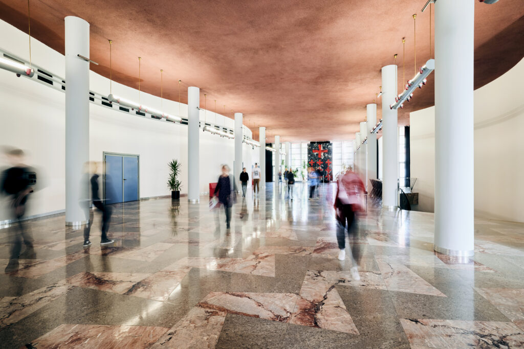 Povezava: Naši prostori za vaše dogodke